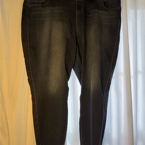 Torrid Dark Wash Skinny Jeans